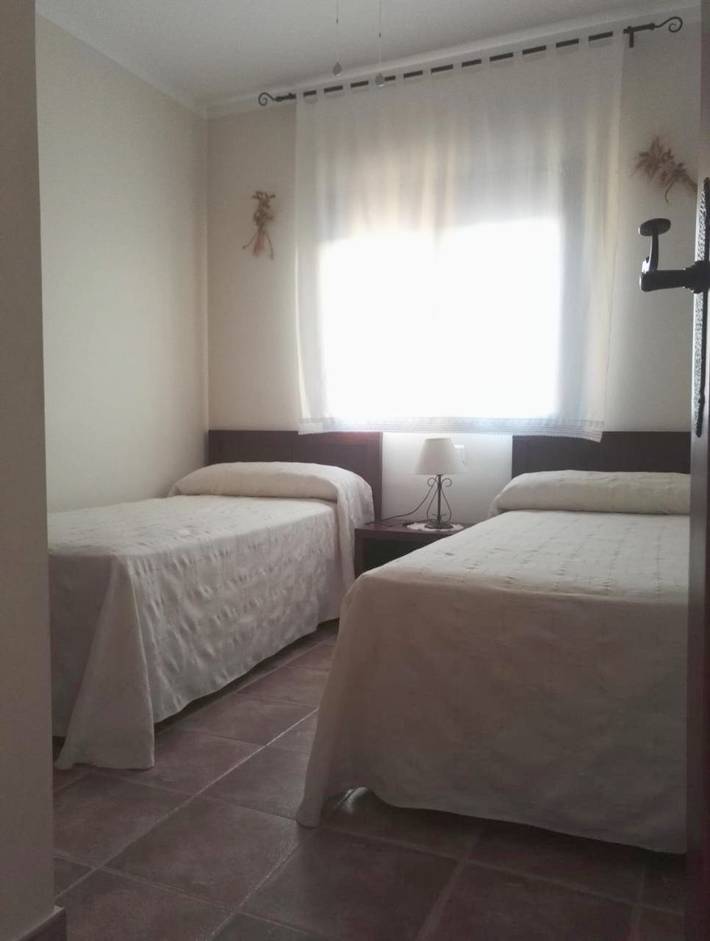 Casa rural para 7 personas, con Terraza y Jacuzzi además de Jardín y Vistas en Provincia de Cuenca - 4