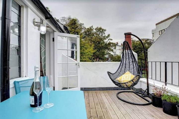 Ferienhaus für 8 Personen, mit Balkon und Garten in Brighton