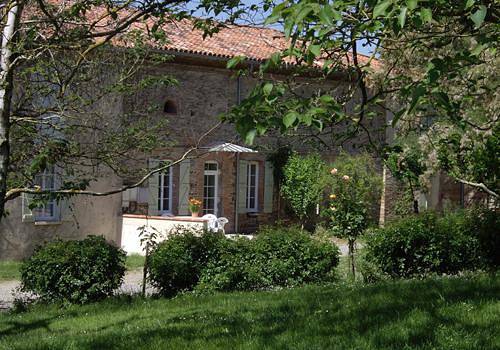 Gîte pour 6 personnes, avec jardin et terrasse, animaux acceptés - 1