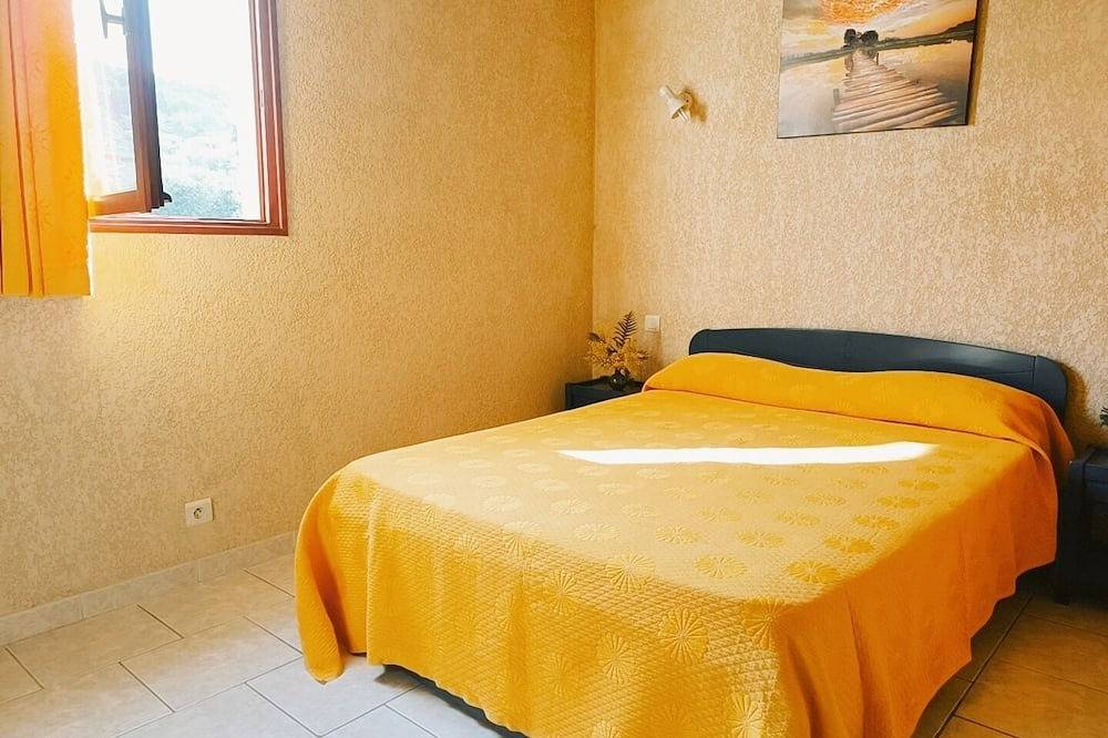 Appartement entier, Residence Maina A 5 Min De La Plage Entre Mer Et Village in Cargèse, Parc naturel régional de Corse