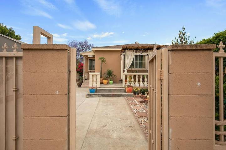 Vacation rental for 4 people, with yard and terrace in North Hollywood