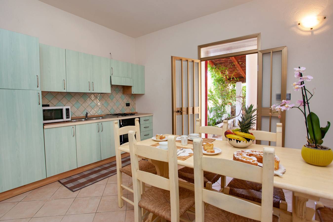 Ganze Wohnung, Apartment Casa delle Mimose in Strandnähe mit Klimaanlage, Wlan, Garten, Terrasse & Grill in Cala Liberotto, Orosei