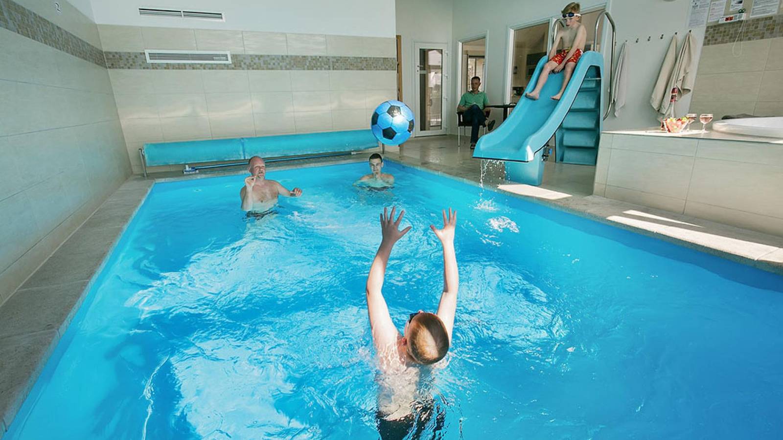 Large pool house No. 315 near beach on Funen. Rent it here. in Skåstrup Strand, Little Belt