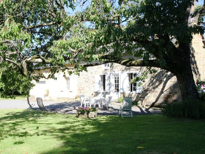 Gîte pour 7 personnes, avec jardin