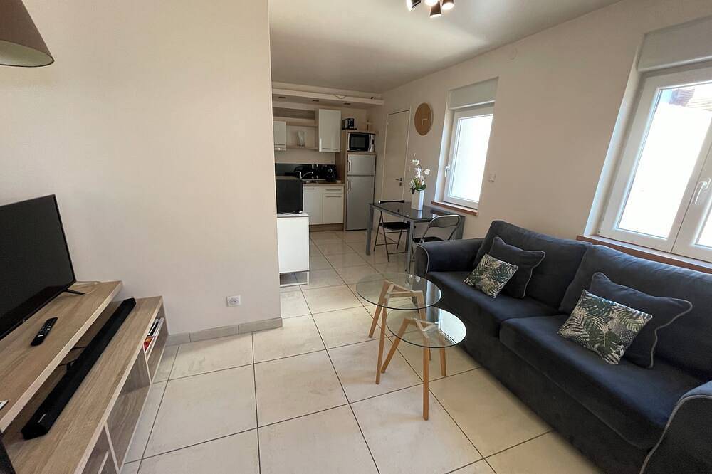Ganze Wohnung, Two-room apartment in city center, Free Wifi in Montluçon, Montluçon und Umgebung