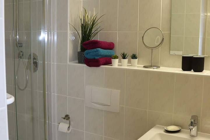 Apartamento entero, Soleado 2 habitaciones Relajante oasis con terraza - Ferienanlage am Bakenberg Rugana (A32) in Kreptitz, Dranske