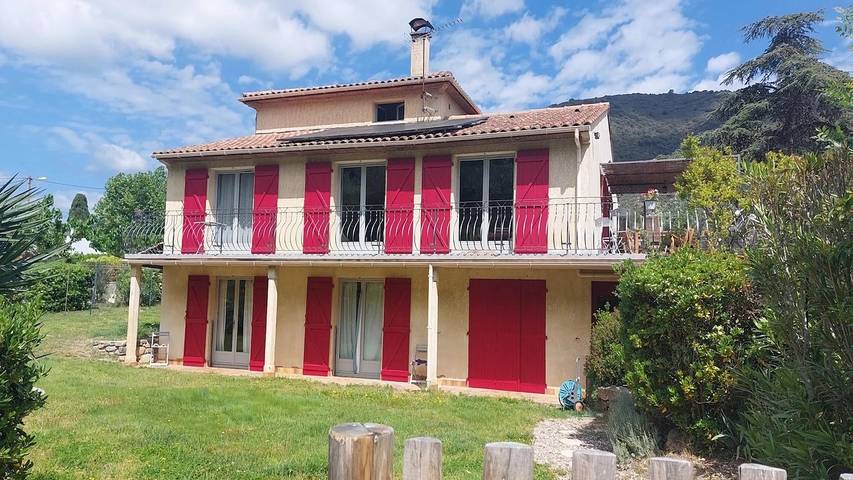 Chalet para 9 personas, con piscina y jardín - 1