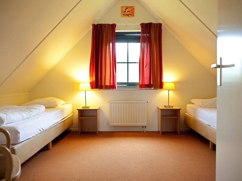 Vakantiefriesland — Holiday home Bant on the water in Bant, IJsselmeer