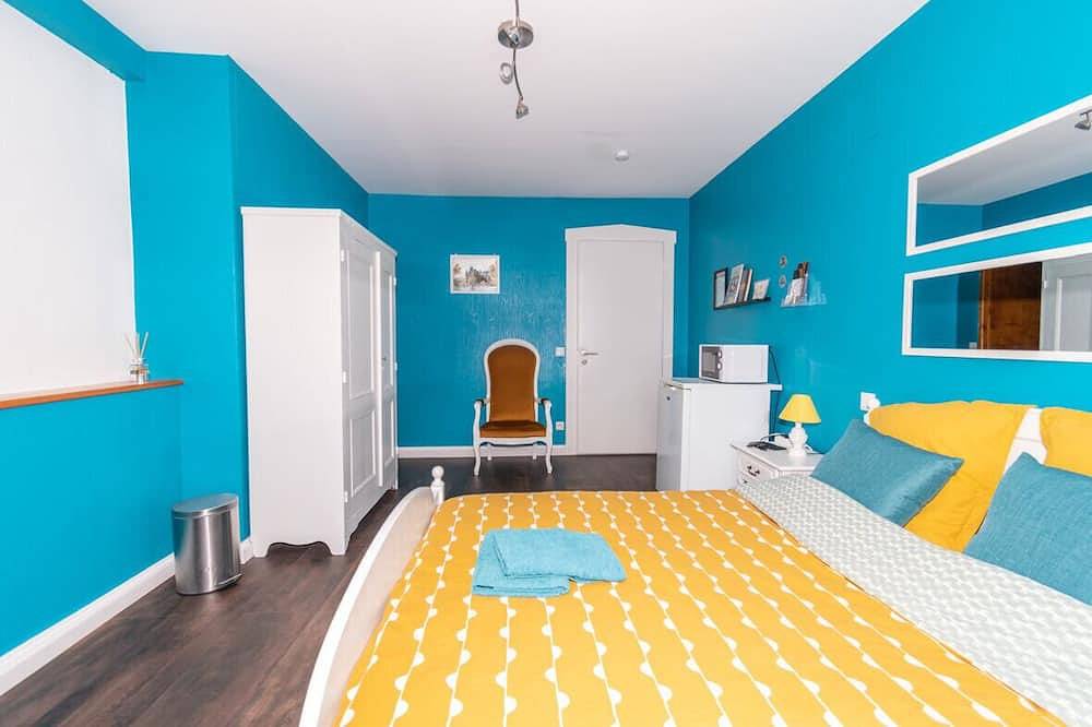 Ganze Wohnung, Beauty Vintage Room in Puttelange-aux-Lacs, Saargemünd