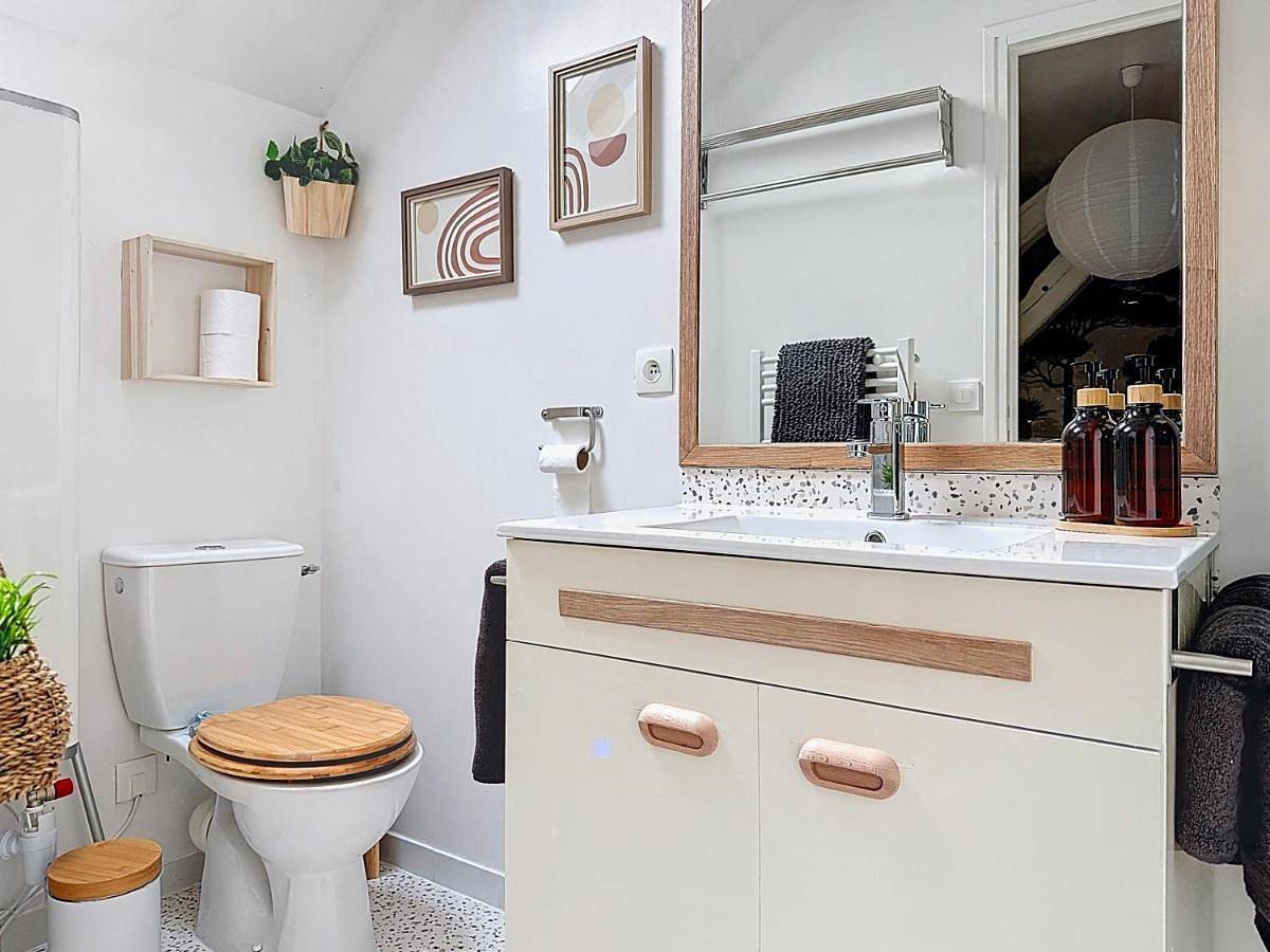 Appartement entier, One-Bedroom Apartment in Dourdan, Essonne