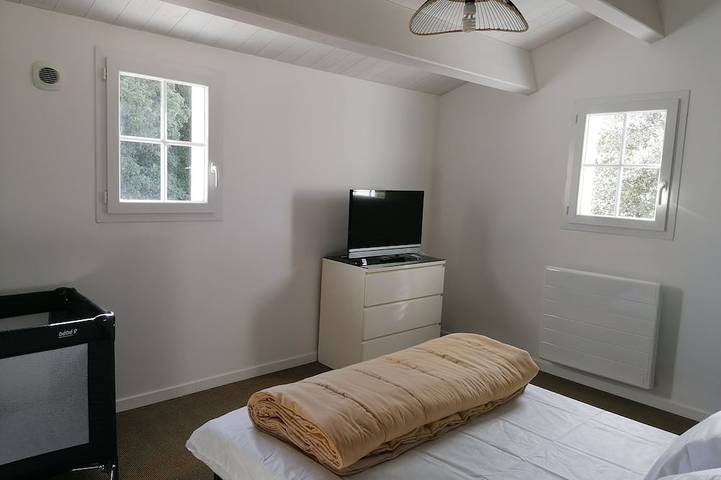 Location de vacances pour 10 personnes, avec terrasse et jardin, animaux acceptés dans Port Joinville - 3