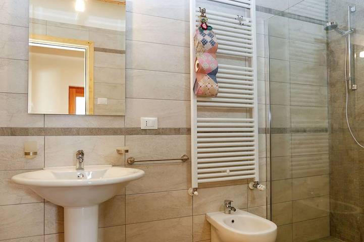 Location de vacances pour 4 personnes, avec jardin à Ovaro - 4