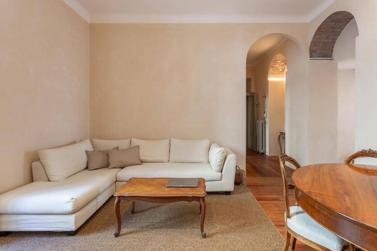 Entire apartment, Two-Bedroom Apartment in Varese, Varese Province