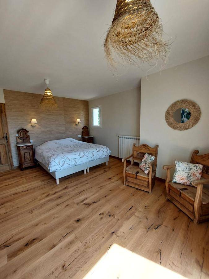Chambre d’hôte pour 4 personnes, avec Terrasse ainsi que Jardin et Vue