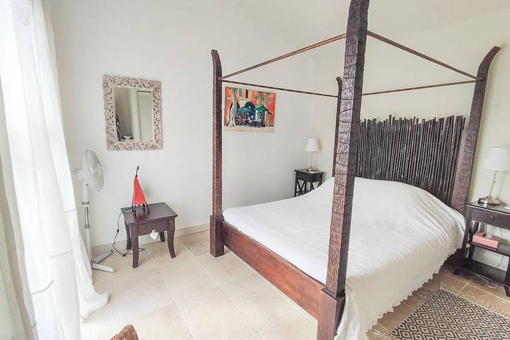 Location de vacances pour 6 personnes, avec terrasse et jardin à La Capelle-et-Masmolène - 4