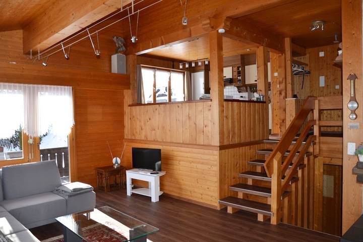 Ganze Ferienwohnung, Chalet am Tobelbach - 4.5 Zimmer Chalet in Flumserberg, Flums