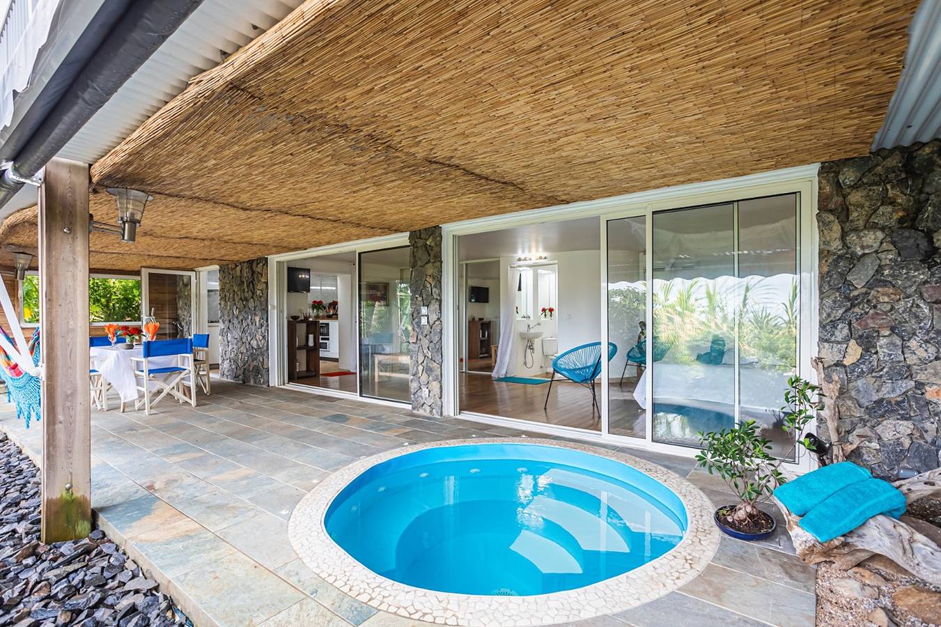 Studio entier, Studio moderne avec vue sur mer à Sainte-Rose - 56 m² in Sainte-Rose, Guadeloupe