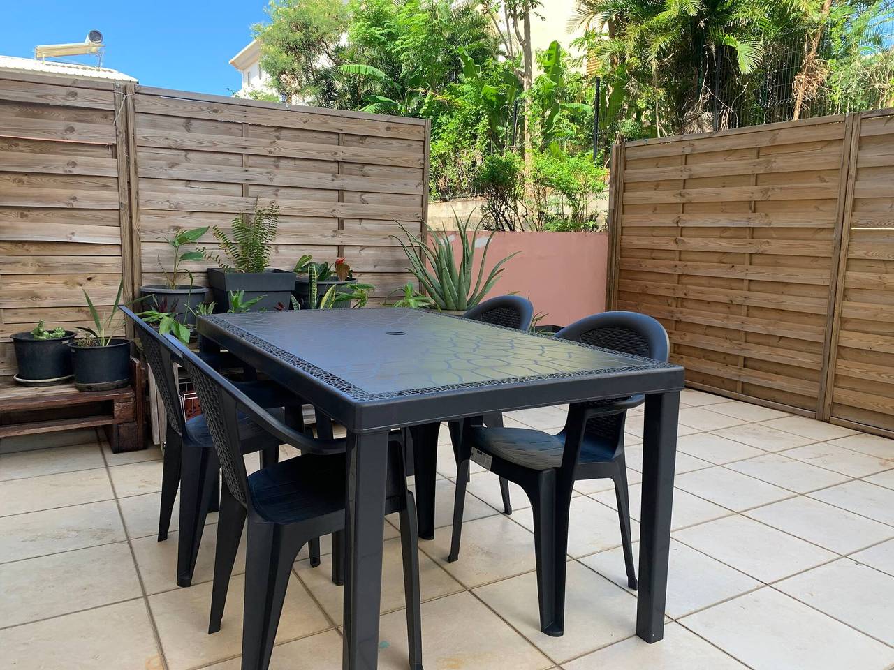 Entire apartment, T2 Saint-Denis, Réunion in Sainte-Clotilde, Saint-Denis