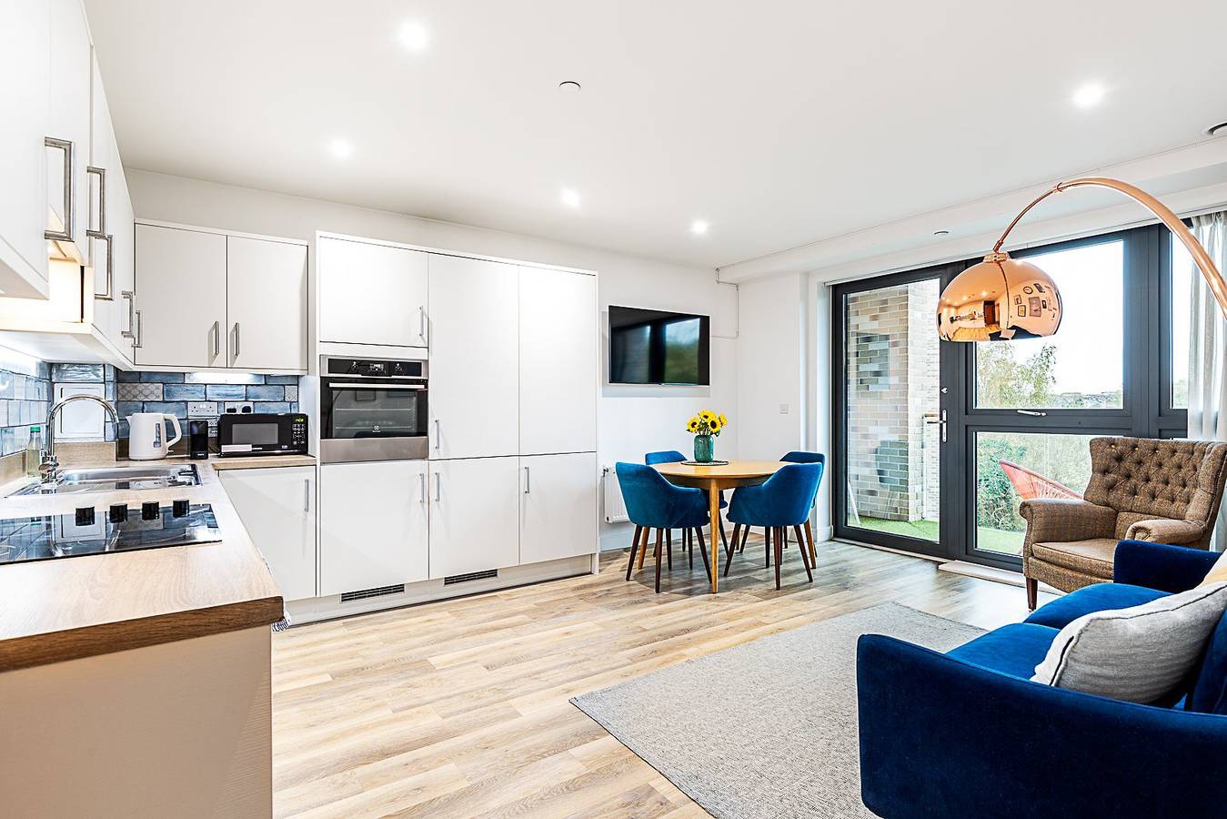 Ganze Wohnung, Ferienwohnung für 4 Personen mit Terrasse in Wandsworth, London