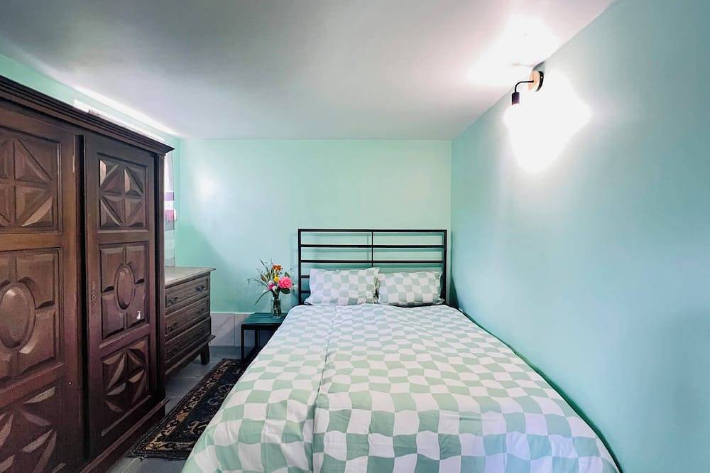 Maison Proche de Paris et Disneyland et Cdg Paris.\n\n2 personne 1chambre,1salon. in Villemomble, Sena-Saint Denis