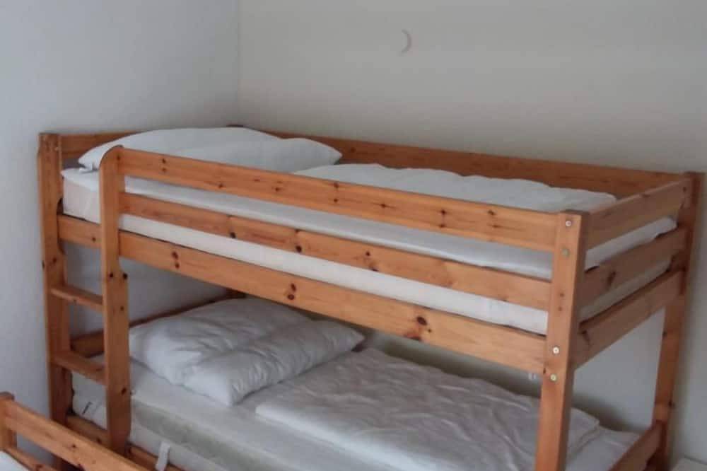 Ganze Wohnung, Ferienhaus am Saaler Bodden in Bartelshagen II, Saal