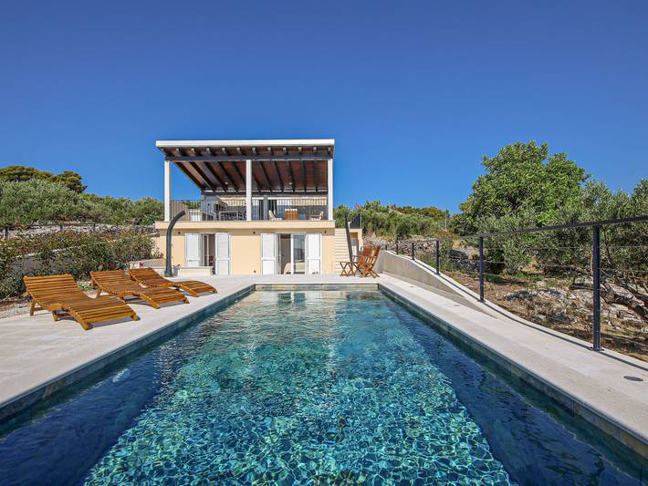 Ferienhaus für 6 Personen, mit Terrasse und Garten auf Solta - 3