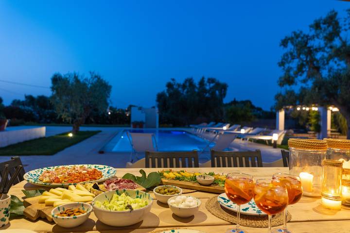 Location de vacances pour 10 personnes, avec jardin et jacuzzi à Carovigno - 4