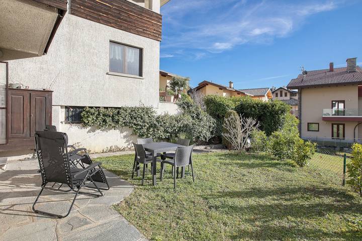 Appartement de vacances pour 2 personnes, avec jardin, animaux acceptés à Comune di Châtillon