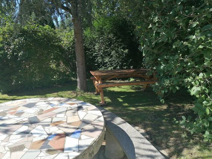 Location de vacances pour 15 personnes, avec Terrasse ainsi que Jardin et Vue à Belle-et-Houllefort - 2