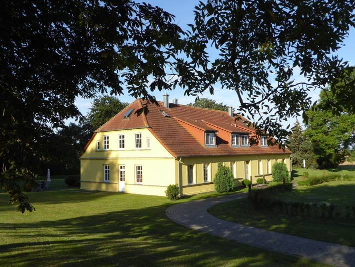 Ferienwohnung für 4 Personen, mit Sauna und Terrasse sowie Garten - 1