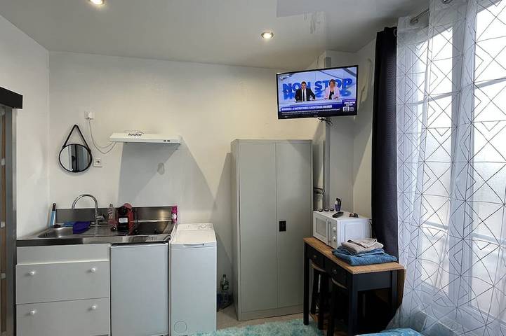Location de vacances pour 23 personnes, avec Jacuzzi et Terrasse à Poissy - 4