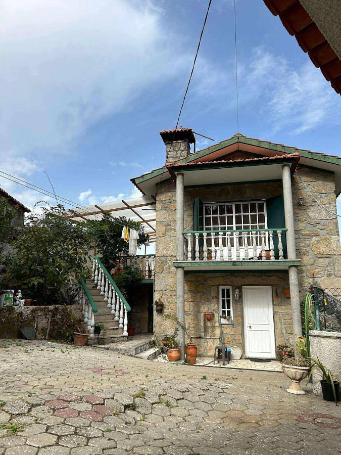 Casa rural para 7 personas, con Balcón y Terraza además de Jardín y Piscina en Vale de Cambra - 2