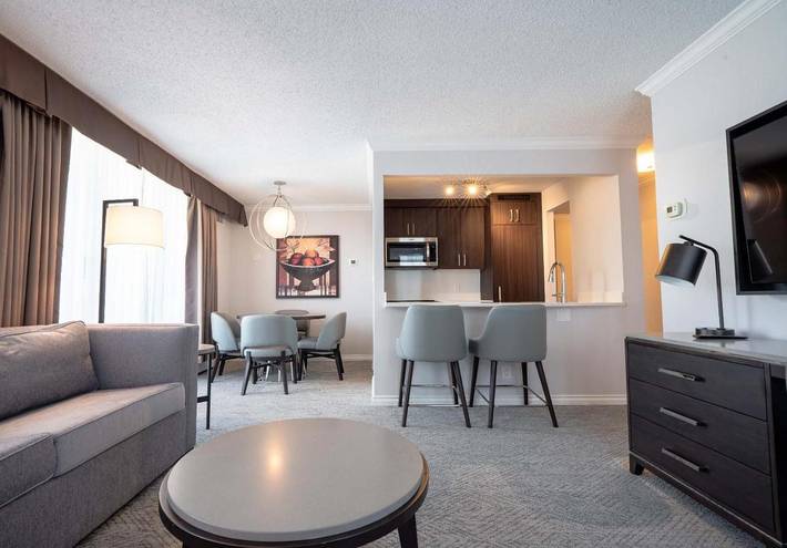 Hotel für 4 Personen, mit Pool und Balkon sowie Whirlpool in Vancouver
