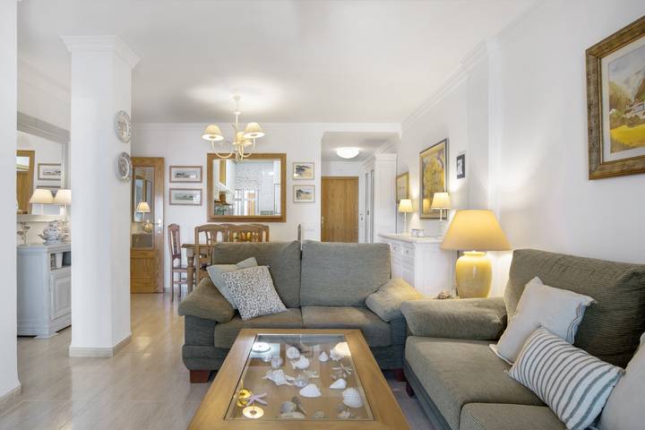 Appartement entier, Appartement 'Familiar La Atalaya' avec piscine partagée, Wi-Fi et climatisation in Playa de los Bateles (Conil de la Frontera), Conil de la Frontera