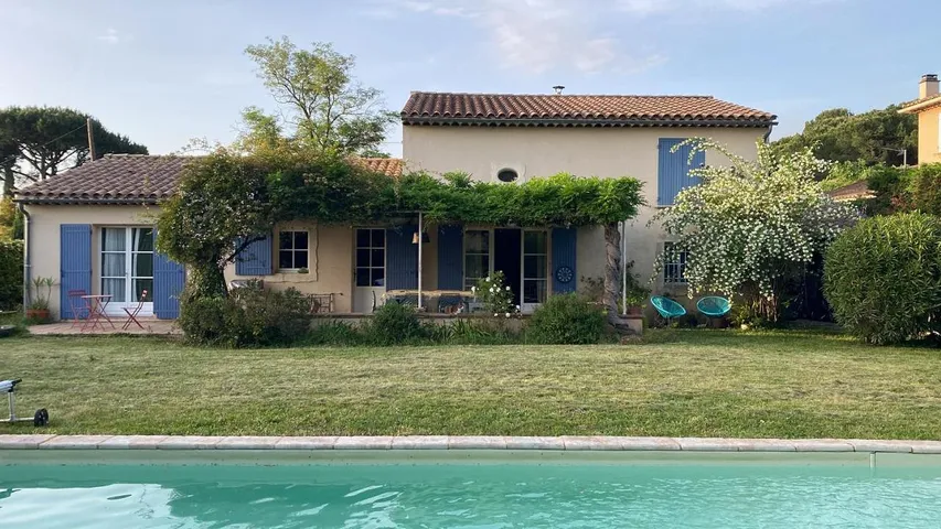 Casa de vacaciones para 6 personas, con terraza además de vistas y piscina, Se admiten mascotas - 1