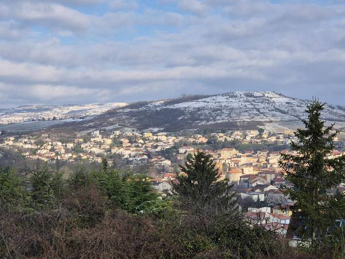 Gîte pour 4 personnes, avec jardin et vue à Les Martres-de-Veyre - 3