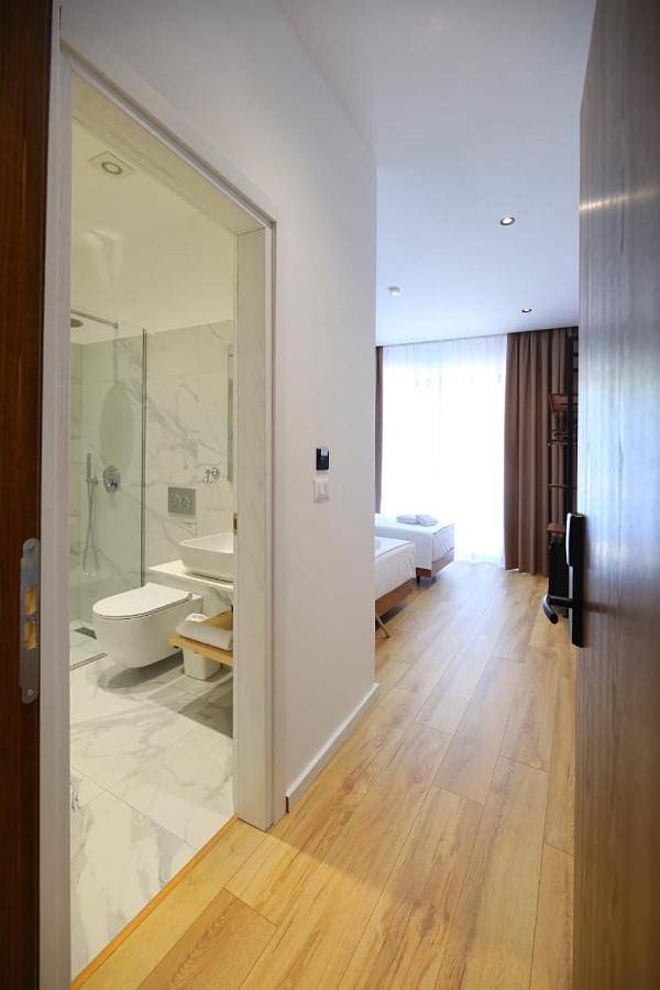 Maison d’hôte pour 2 personnes, avec vue ainsi que terrasse et jardin à Himarë - 4