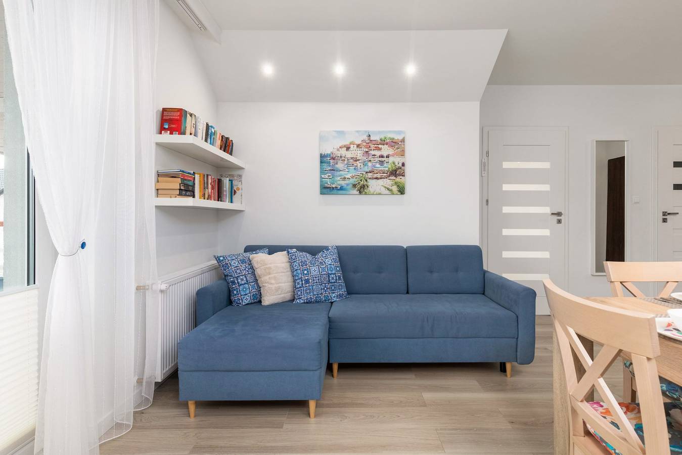Ganze Wohnung, Stylish Apartment | 300 m to the Beach, Parking in Darłówko, Darłowo