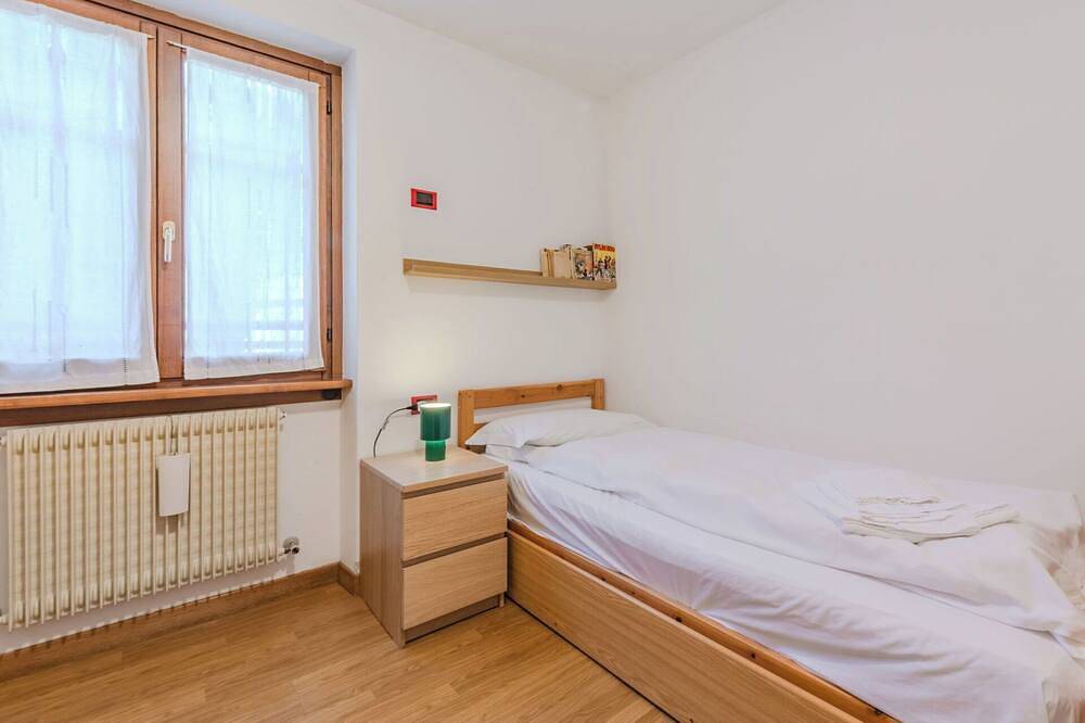 Ganze Wohnung, Herrliche Wohnung für 6 Leute mit Tv und Balkon in Sant'Antonio di Mavignola, Adamello-Presanella-Alpen