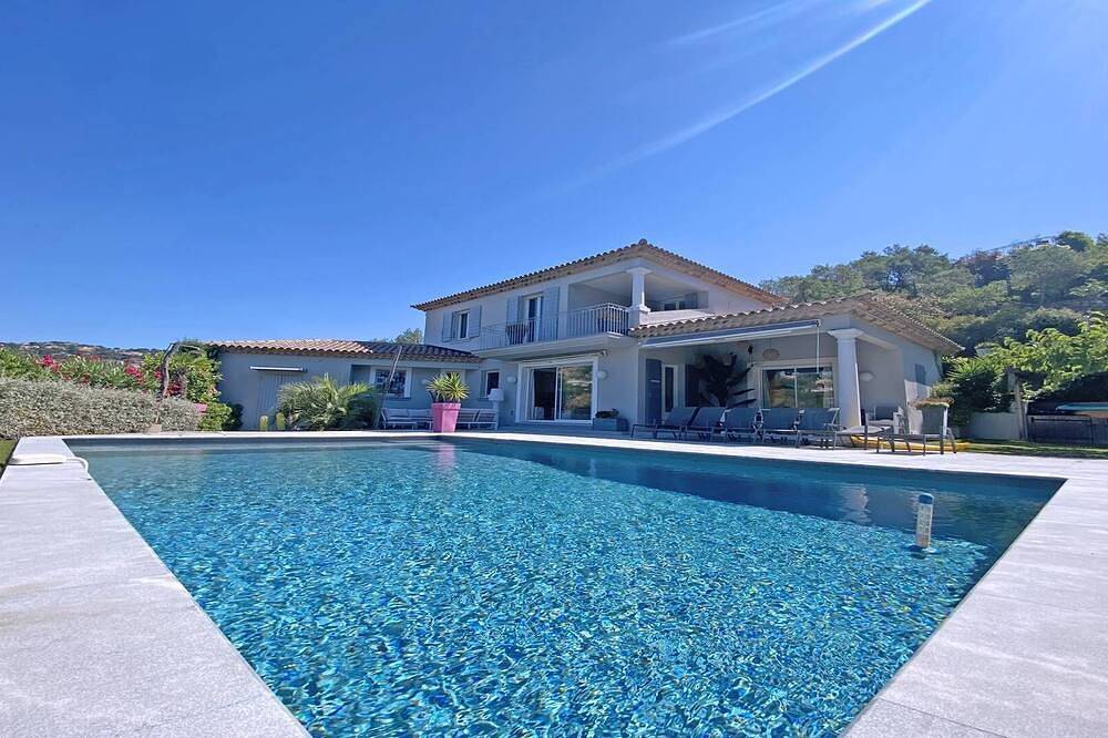 Casa vacanza a Var a partire da 631€ a notte