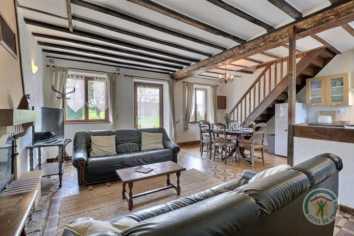 Gîte pour 6 personnes, avec piscine ainsi que jardin et terrasse à Mellé (Brittany) - 3