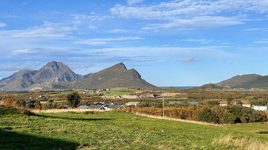 Ferienhaus für 4 Personen, mit Ausblick und Garten sowie Terrasse und Seeblick in Leknes - 3