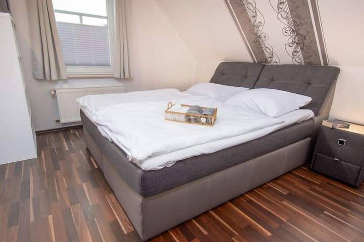 Ferienhaus für 6 Personen, mit Terrasse und Garten in Norden - 3