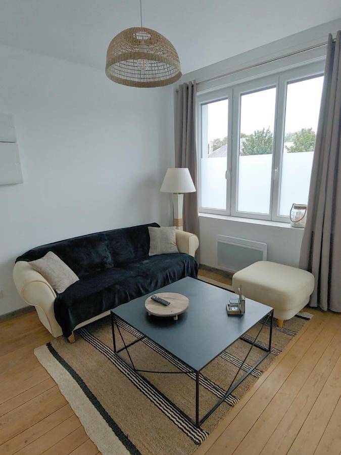 Appartement entier, One-Bedroom Apartment in Hortillonnages d'Amiens, Amiens