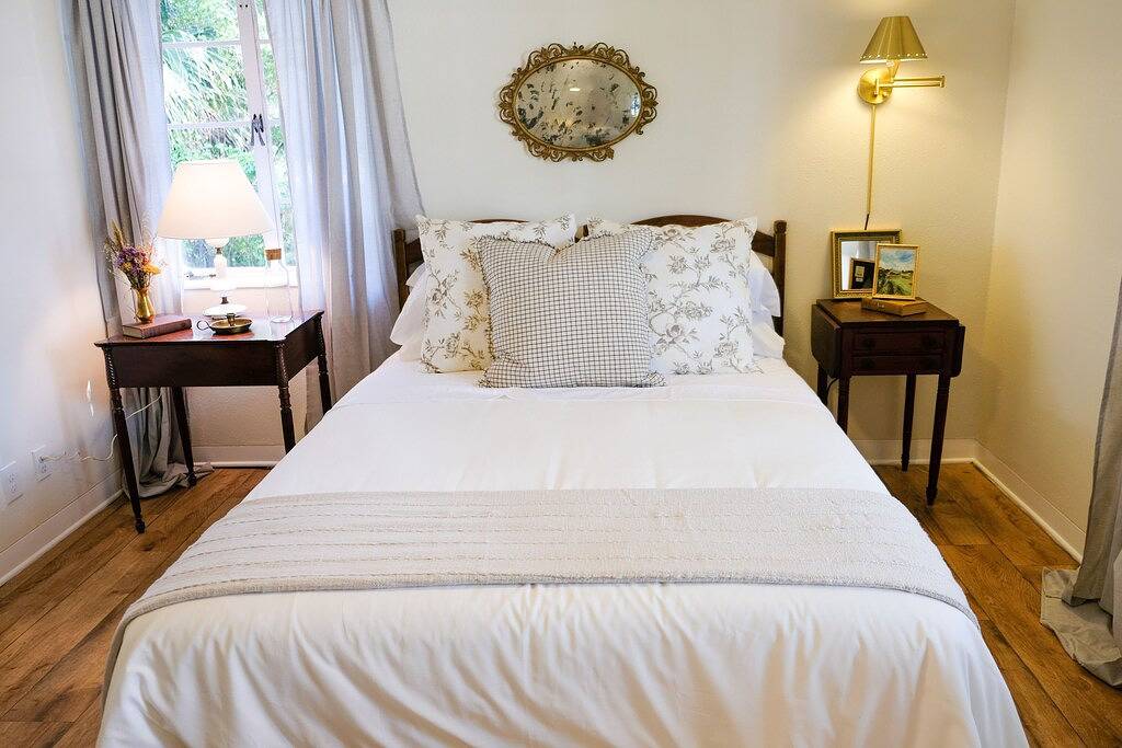 Newly Renovated Vintage Modern House Downtown! in Fort Myers, Southwest Florida