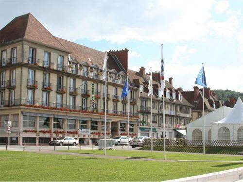 Hôtel pour 3 personnes, avec Terrasse et Jardin