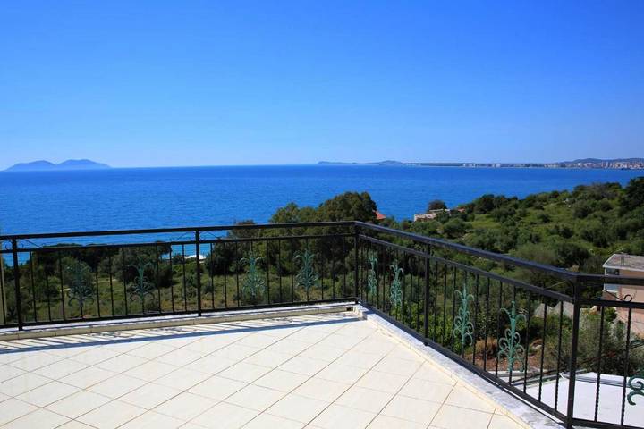Apartamento de vacaciones para 8 personas, con vistas además de balcón y jardín - 1