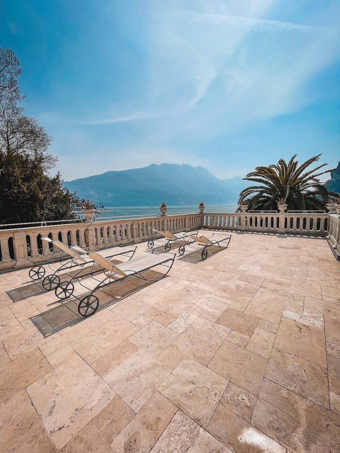 Cały apartament, Classic Studio Apartment (20 m²) City View, Wi-Fi, Air Conditioning in Riva del Garda, Góry Garda
