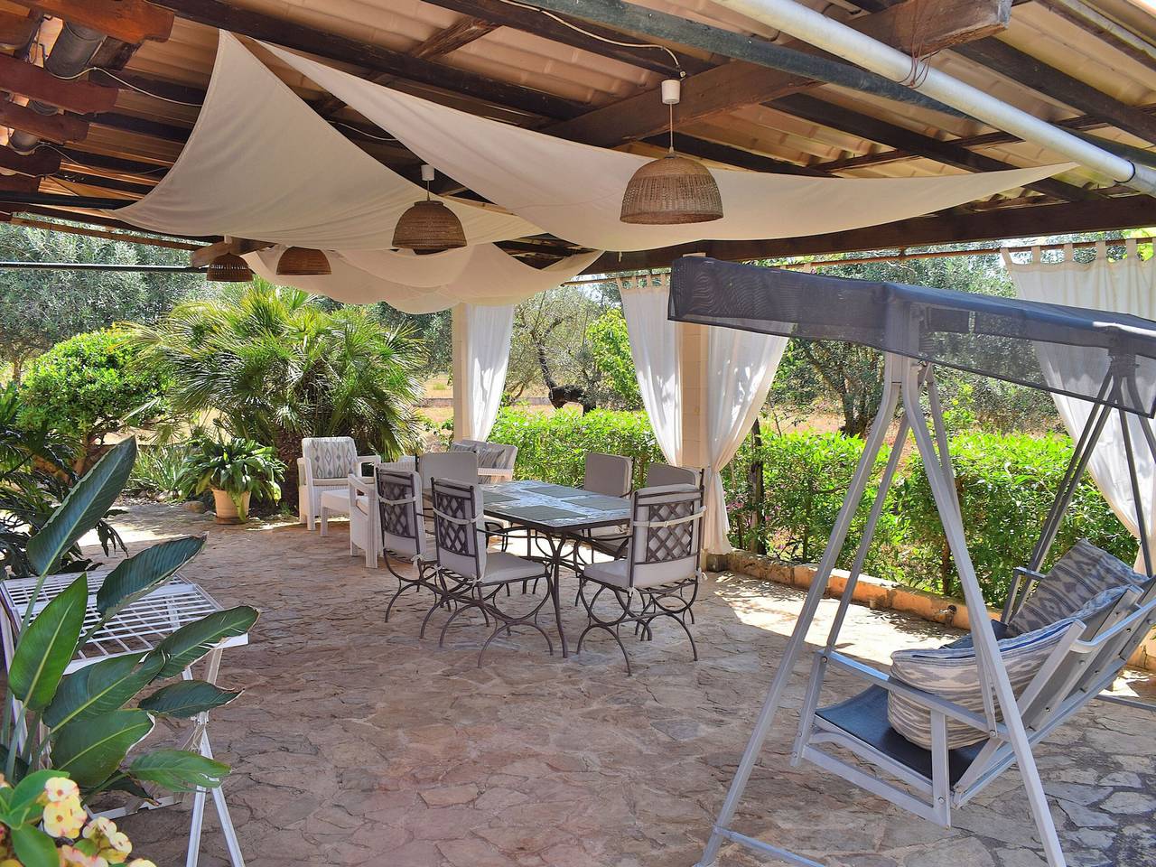 Beautiful country house in Buger with garden and pool in Búger, Majorca Center