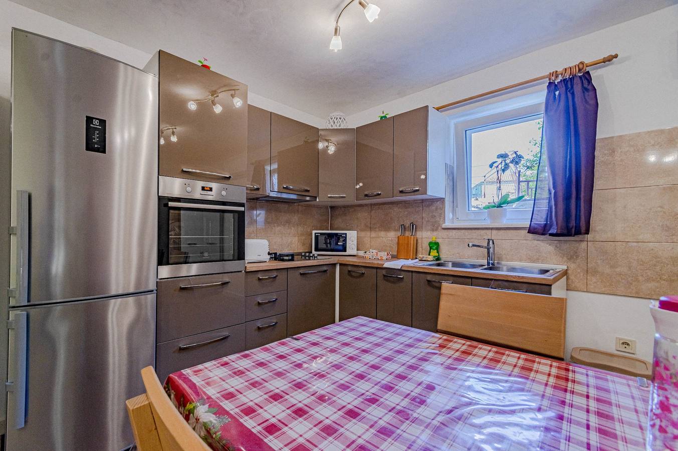 Ganze Ferienwohnung, Ferienwohnung für 3 Personen mit Balkon in Korčula (Dalmatien), Korcula